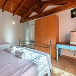 Val Paraiso - Unforgettable Holiday Vendégház